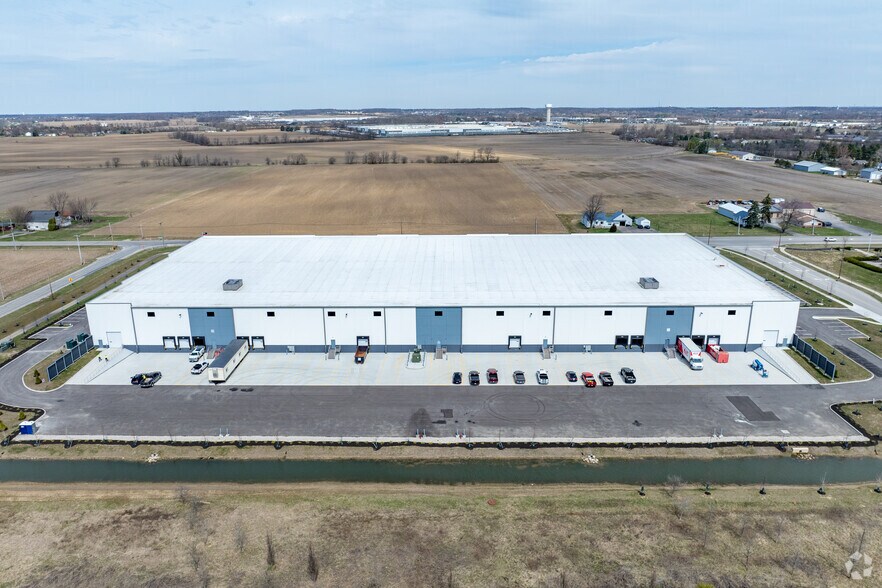 More Photos Of 6777 Crosby Ct, Dublin Distribution For Lease