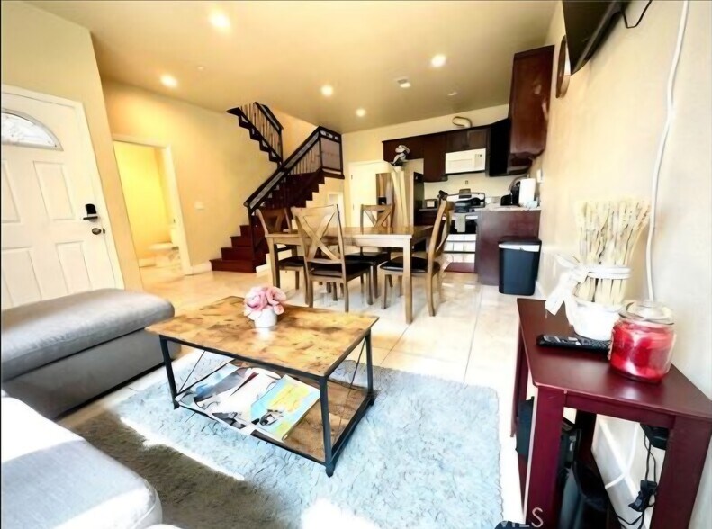 More Photos Of 228 N Orange Ave, Rialto Apartments For Sale