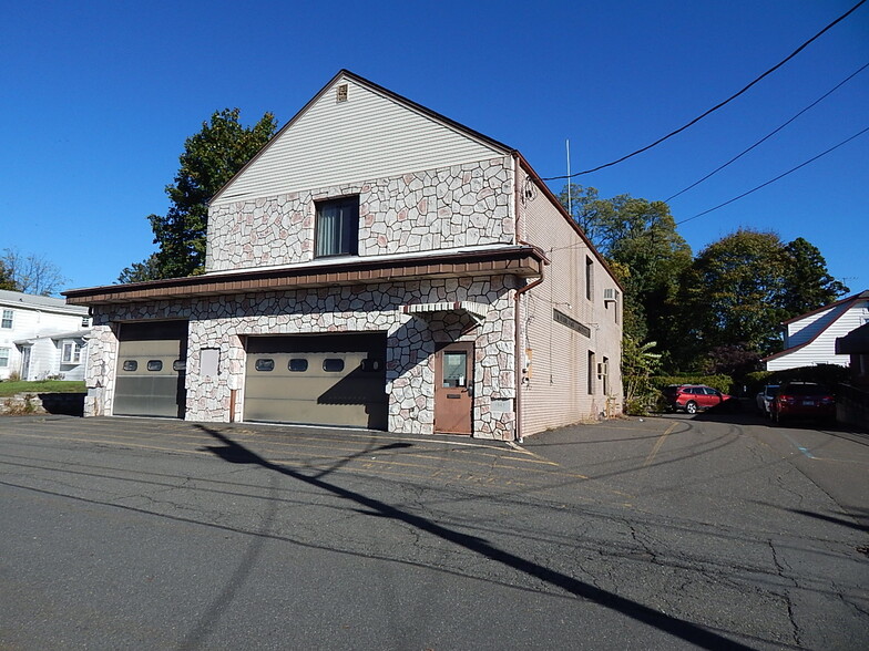 Primary Photo Of 6 Lee Ave, Stony Point Industrial For Sale