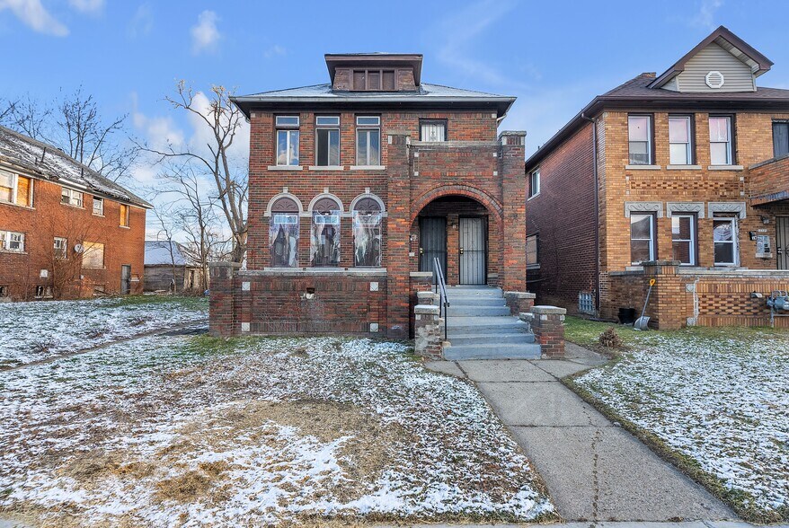 More Photos Of 12346 Stoepel St, Detroit Multifamily For Sale