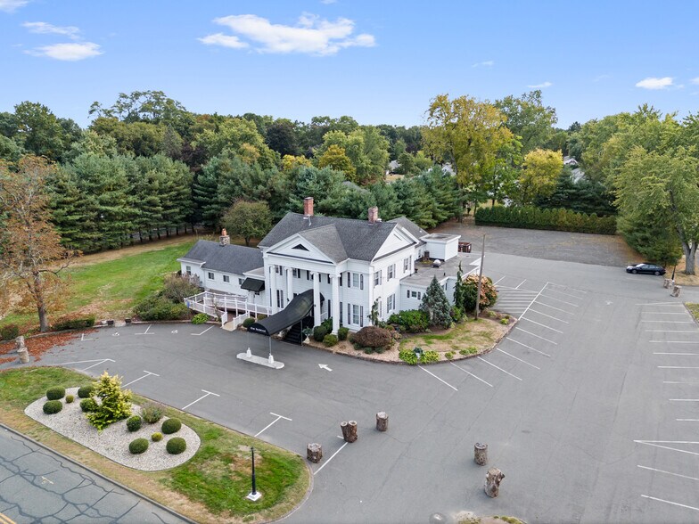 More Photos Of 135 Cooper St, Agawam Specialty For Sale