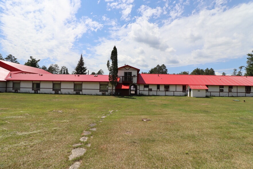 More Photos Of 9966 N State Road 27, Hayward Hotel For Sale