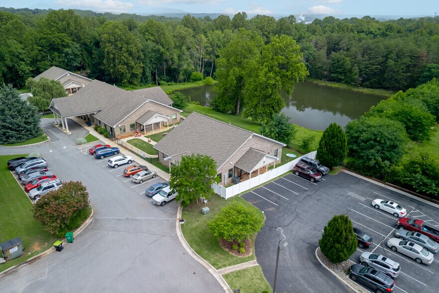 More Photos Of 1071 Woodberry Square Pl, Lynchburg Office For Sale