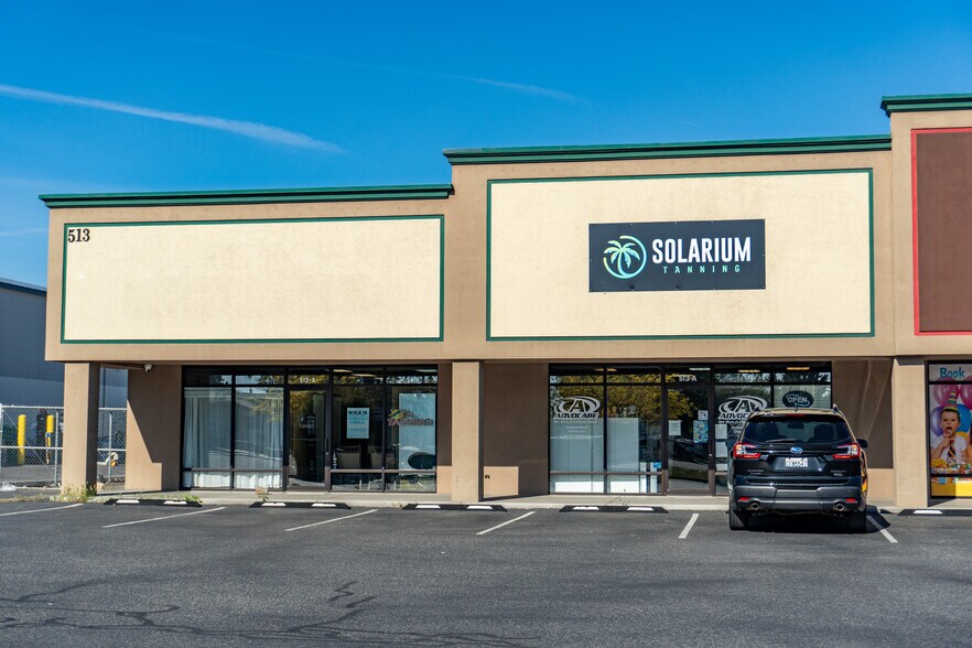 More Photos Of 513 N Edison St, Kennewick Storefront For Sale