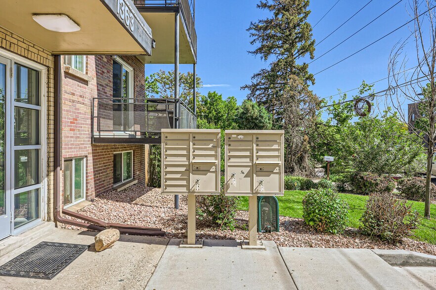More Photos Of 1363 Pierce St, Lakewood Apartments For Sale