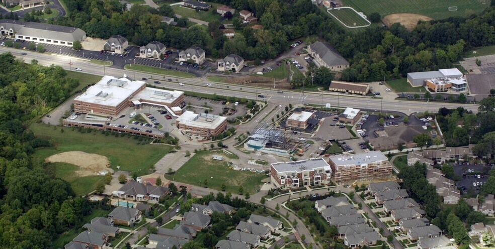 More Photos Of Montgomery Rd, Cincinnati Unknown For Lease