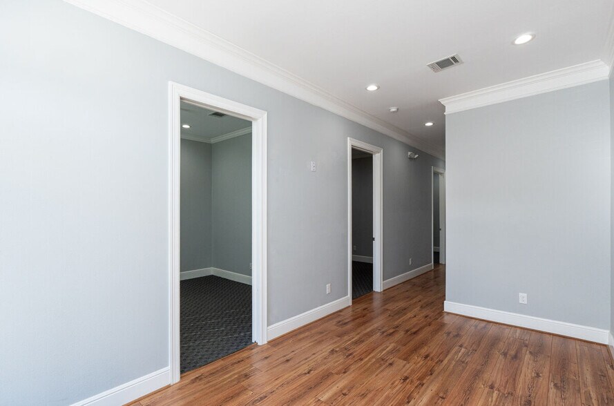 More Photos Of 18510 Green Land Way, Houston Medical For Lease