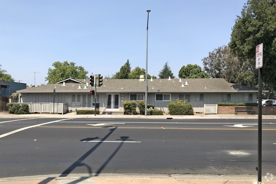 More Photos Of 621 E Campbell Ave, Campbell Medical For Lease