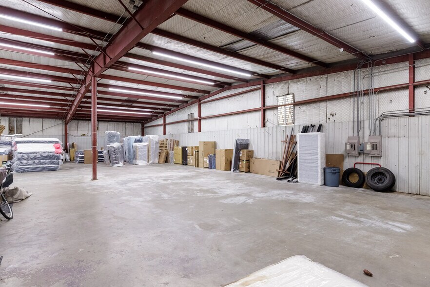 More Photos Of 3701 Apollo Rd, Corpus Christi Warehouse For Sale