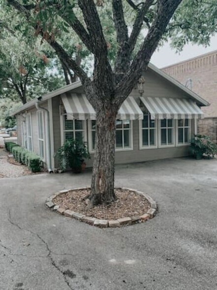 More Photos Of , New Braunfels Unknown For Sale