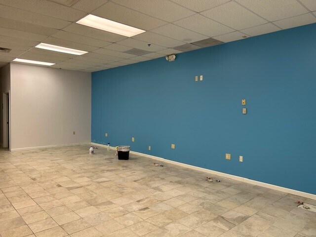 More Photos Of 790-824 Main St, Milford Unknown For Lease