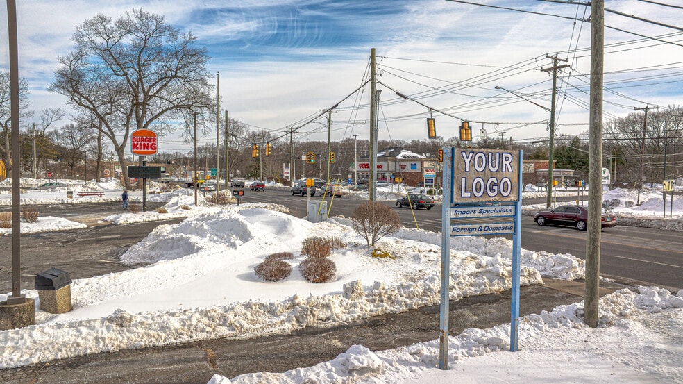 More Photos Of 157 Washington Ave, North Haven Auto Repair For Sale
