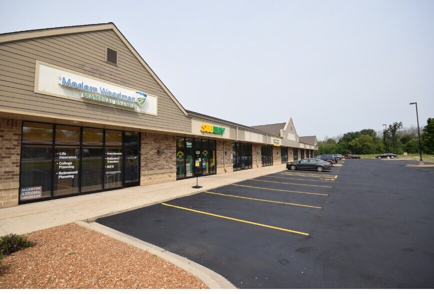 More Photos Of 751 Church St, Allenton Storefront For Lease