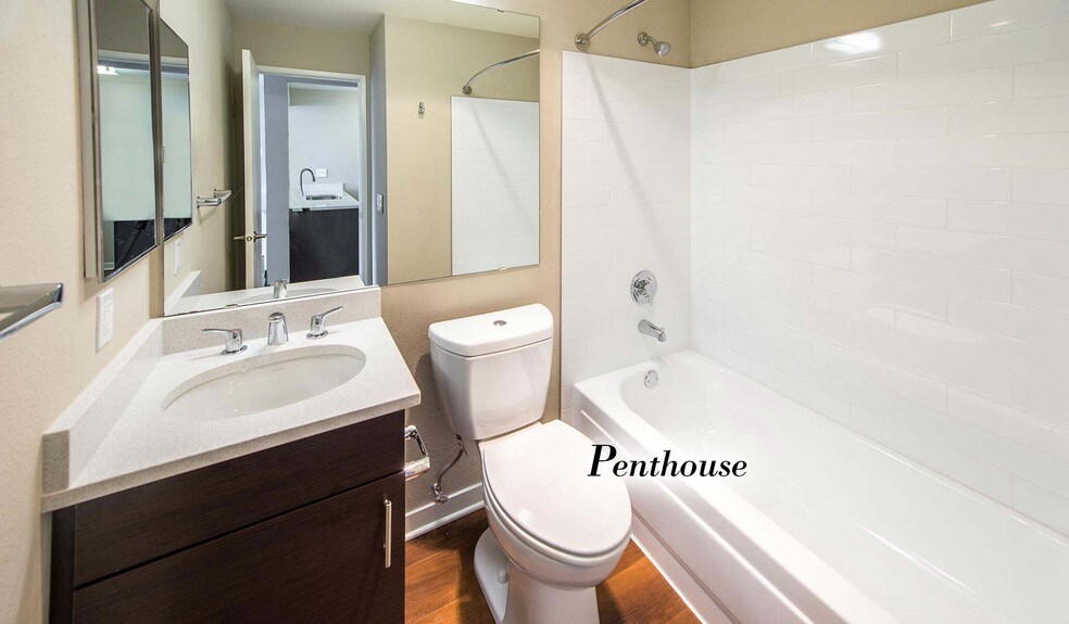 More Photos Of 2900 1st Ave, Seattle Apartments For Lease