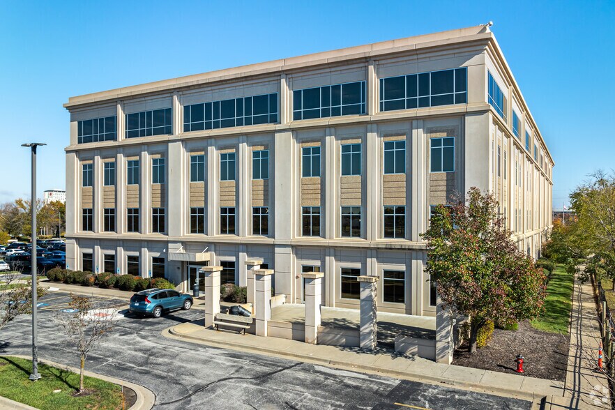 More Photos Of 6700 W 115th St, Overland Park Office For Lease