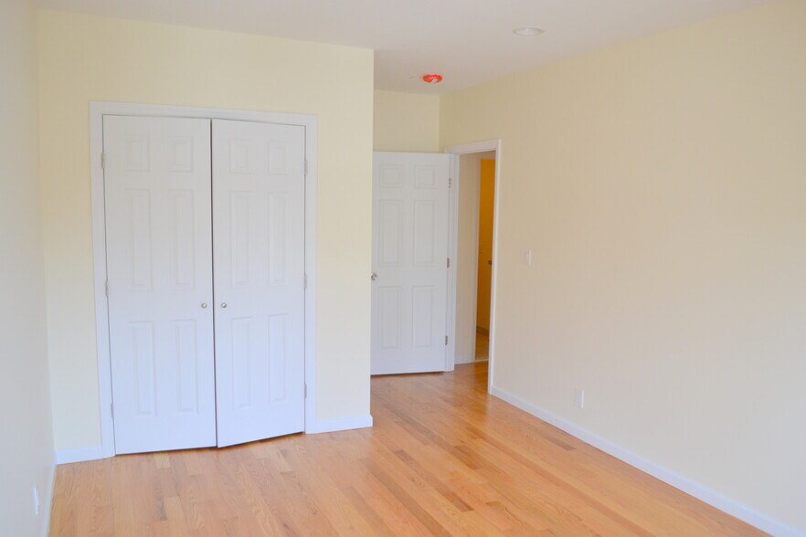 More Photos Of 3 Sherman Ave, Mount Vernon Multifamily For Sale