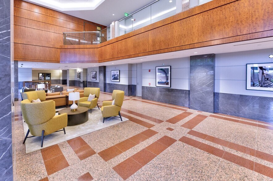 More Photos Of 3737 Glenwood Ave, Raleigh Office For Lease