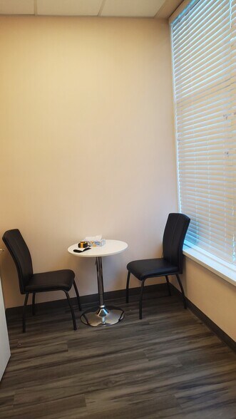 More Photos Of 6638 152A St, Surrey Office For Sale