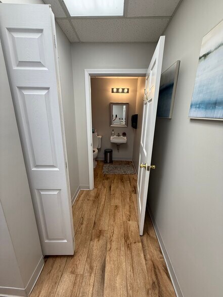 More Photos Of 3-11 Ginger Creek Village Dr, Glen Carbon Medical For Lease