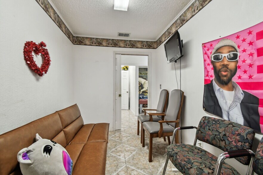 More Photos Of 10129 Little Rd, New Port Richey Medical For Sale