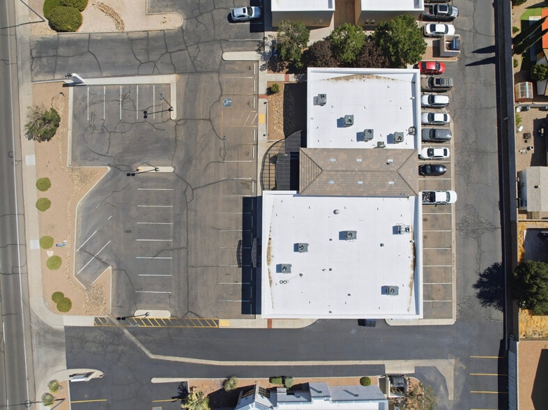 More Photos Of 3939 N Stockton Hill Rd, Kingman Office For Lease