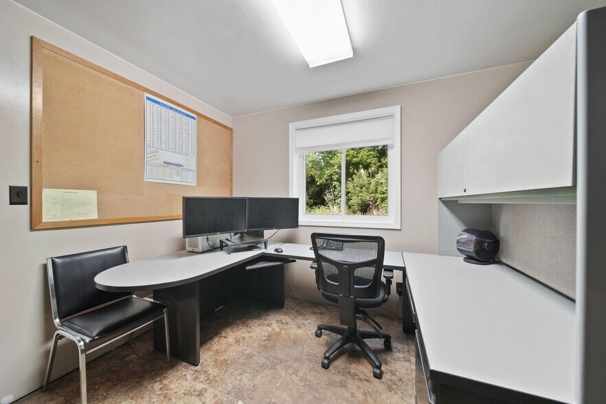 More Photos Of 1300 Mitchell St, Jackson Industrial For Sale