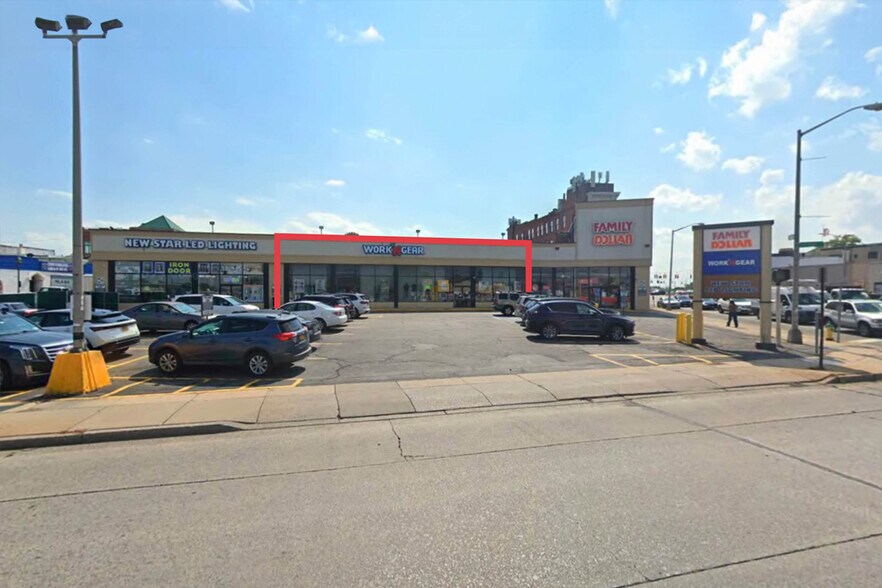 Primary Photo Of 34 E Sunrise Hwy, Freeport Freestanding For Lease