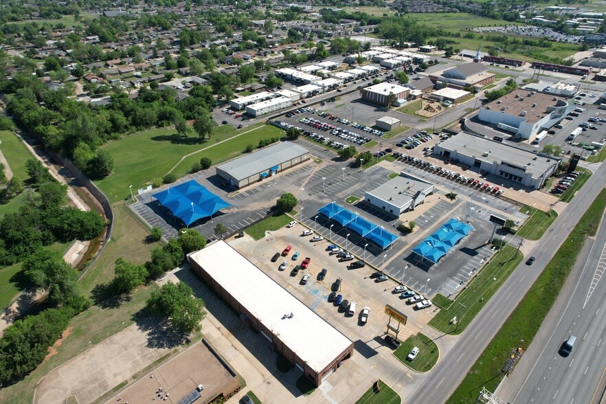 More Photos Of 613 W I 240 Service Rd, Oklahoma City Auto Dealership For Lease