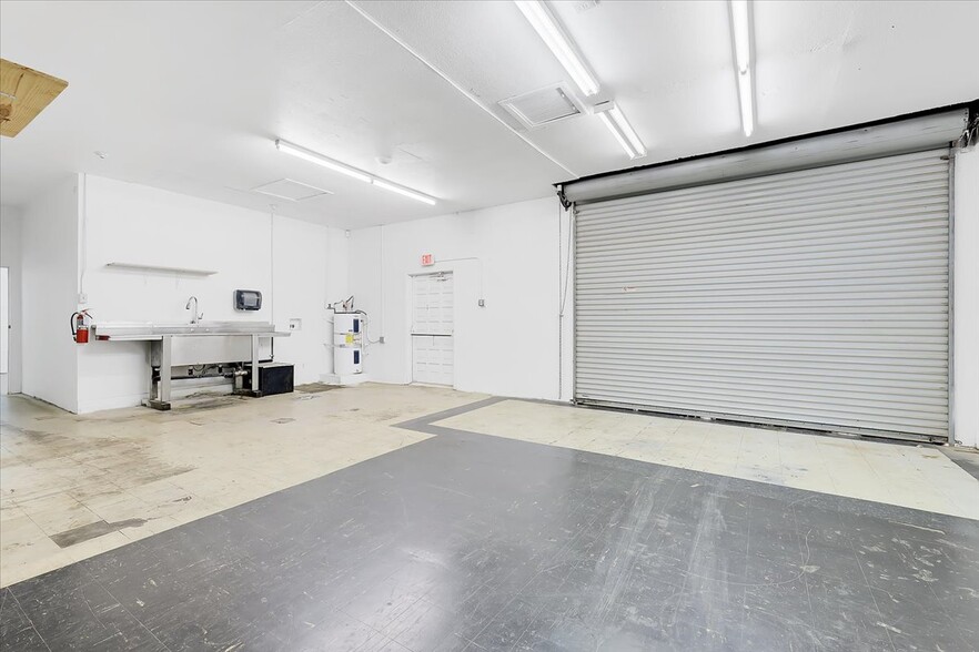 More Photos Of 2204 California St, Sutter Industrial For Lease