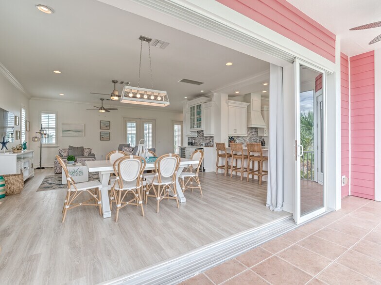 More Photos Of , Fort Myers Beach Specialty For Sale