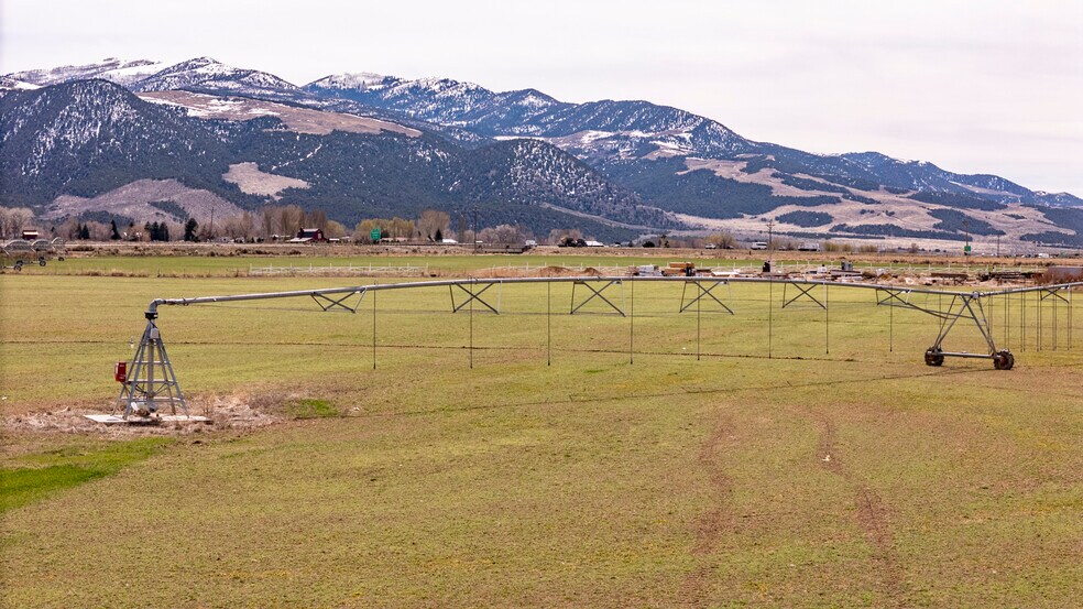 More Photos Of 700 N Center Street, Summit Land For Sale