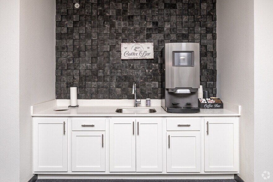 More Photos Of 201 El Dorado Dr, Jordan Apartments For Lease