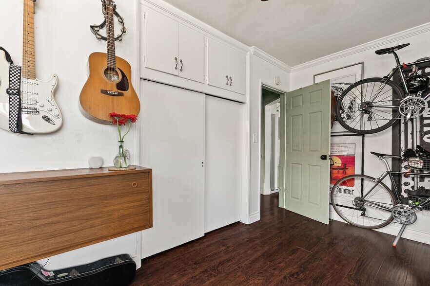 More Photos Of 1519 Missouri St, San Diego Apartments For Sale