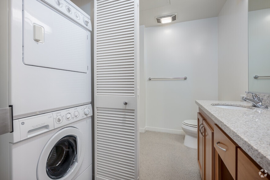 More Photos Of 1020 12th St, Sacramento Apartments For Lease