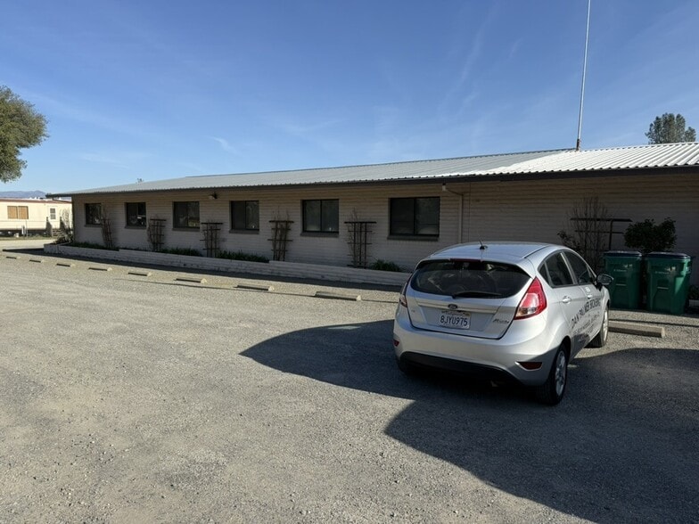 Primary Photo Of 7211 Sands Ln, Anderson Truck Terminal For Lease