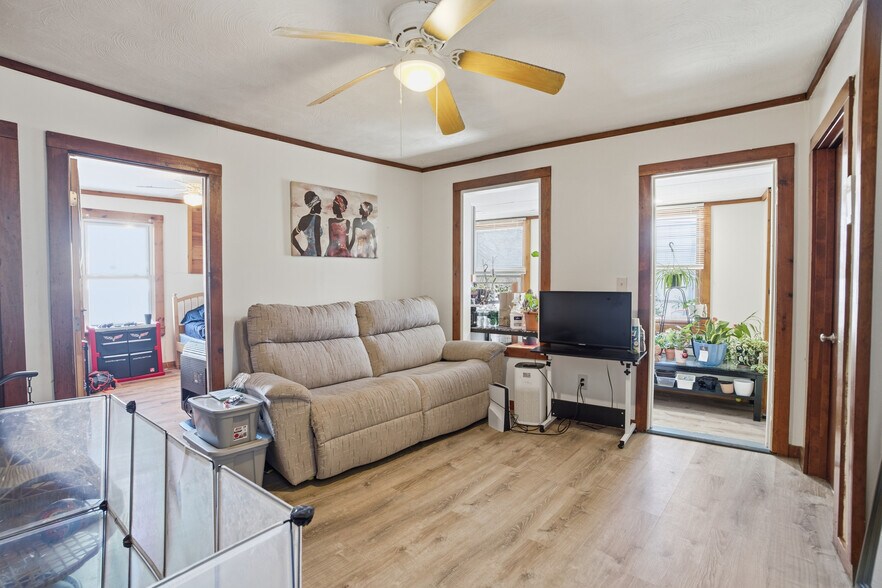 More Photos Of 130 Water St, Warren Apartments For Sale