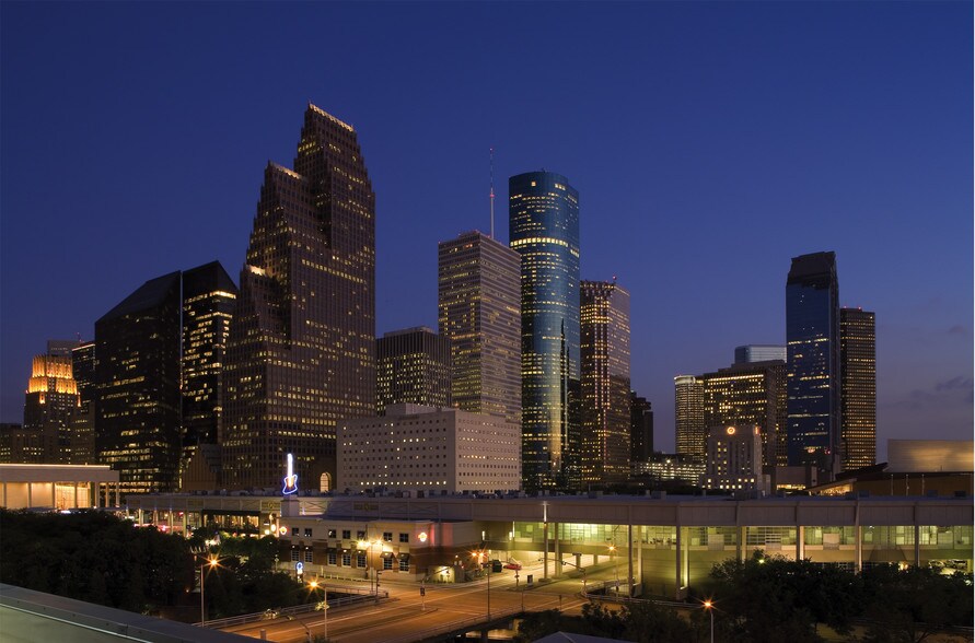 More Photos Of 500 Texas St, Houston Unknown For Lease