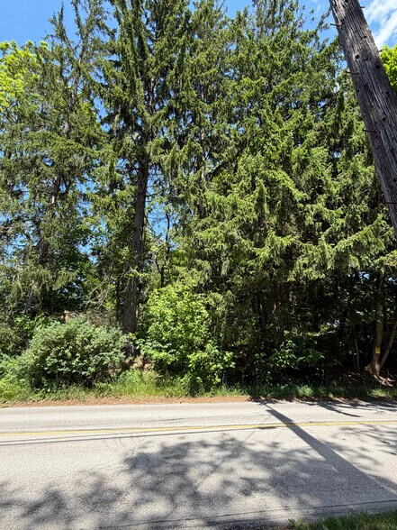 Primary Photo Of 152 Chapel Hill Rd, Claysville Land For Sale
