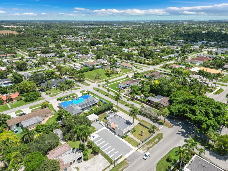 More Photos Of 97 NE 15th St, Homestead Coworking Space