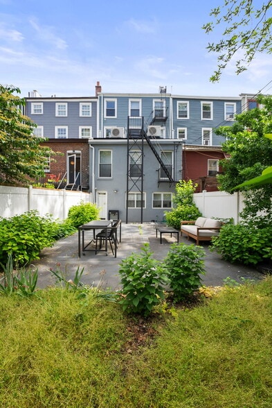 More Photos Of 30 Bergen St, Brooklyn Multifamily For Sale