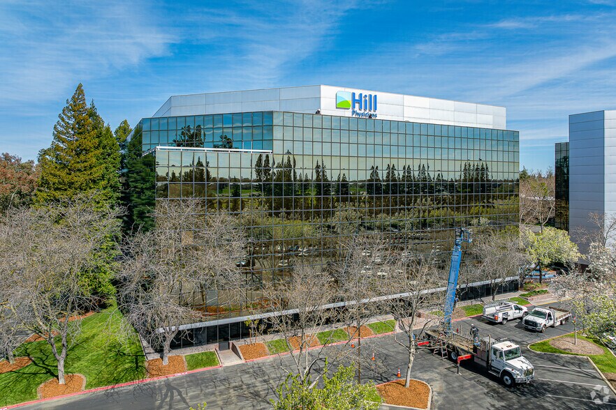 More Photos Of 1435 River Park Dr, Sacramento Office For Sale