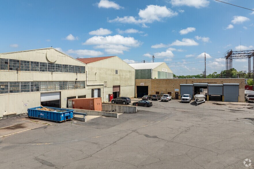More Photos Of 502 Jersey Ave, New Brunswick Warehouse For Lease