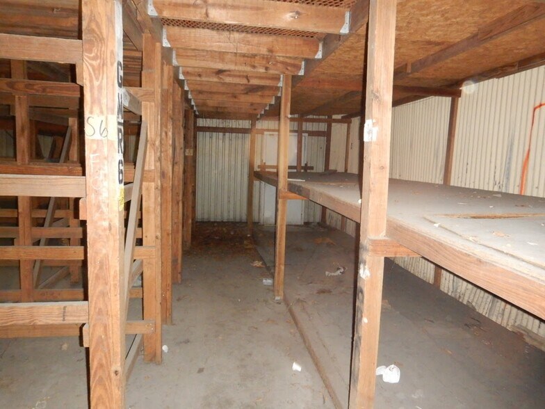 More Photos Of 4949 Gulf Fwy, Houston Warehouse For Sale