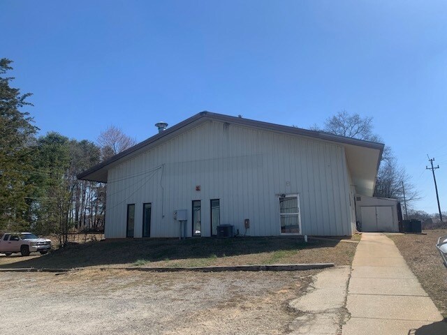 Primary Photo Of 118 Pride Dr, Simpsonville Warehouse For Lease