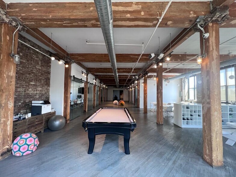 More Photos Of 231 Front St, Brooklyn Office For Lease