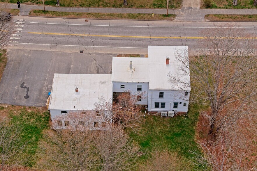 More Photos Of 15 South St, Freeport Apartments For Sale