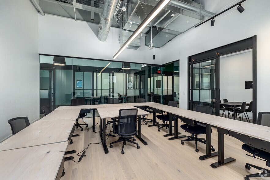 More Photos Of 2650 W Belleview Ave, Littleton Coworking Space