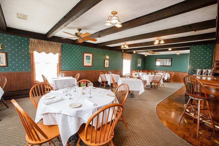 More Photos Of 1039 Old York Rd, East Amwell Township Restaurant For Sale