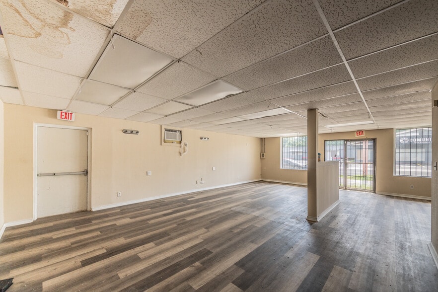 More Photos Of 1006 West Ave, San Antonio Freestanding For Sale