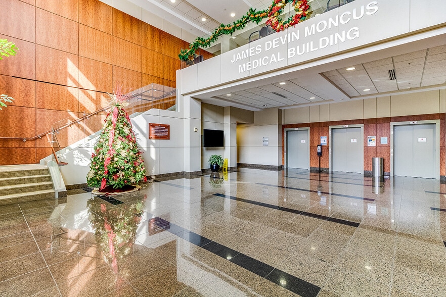 More Photos Of 4809 Ambassador Caffery Pky, Lafayette Medical For Lease